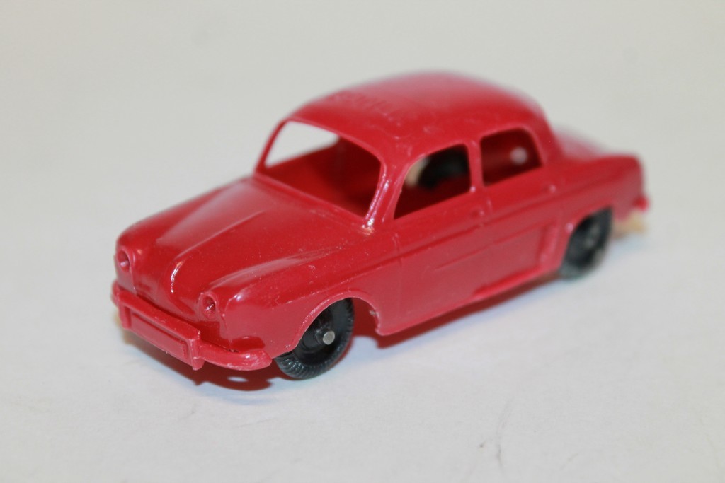 RENAULT DAUPHINE BORDEAUX 1959 CLE 1/48°