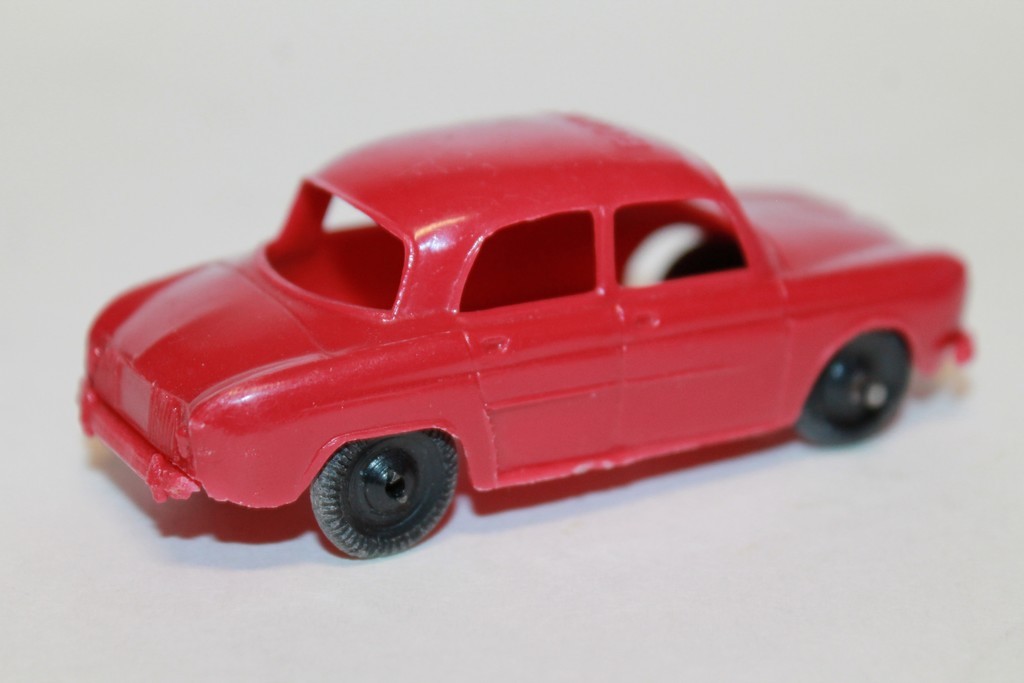 RENAULT DAUPHINE BORDEAUX 1959 CLE 1/48°