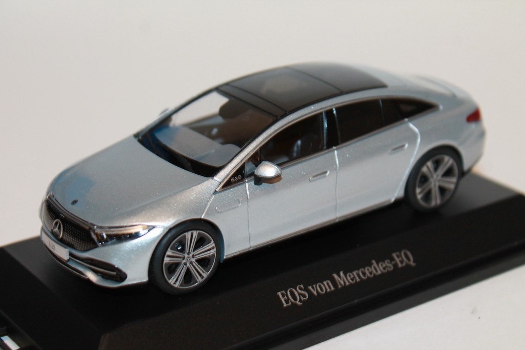 MERCEDES-BENZ EQS (V297) ARGENT HERPA 1/43°