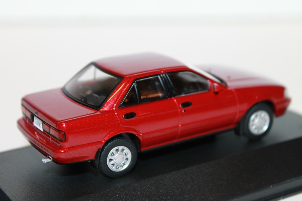NISSAN SUNNY B13 ROUGE FIRST 43 MODELS 1/43°