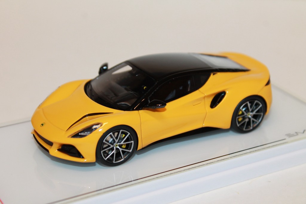 LOTUS EMIRA JAUNE TSM MODEL 1/43°