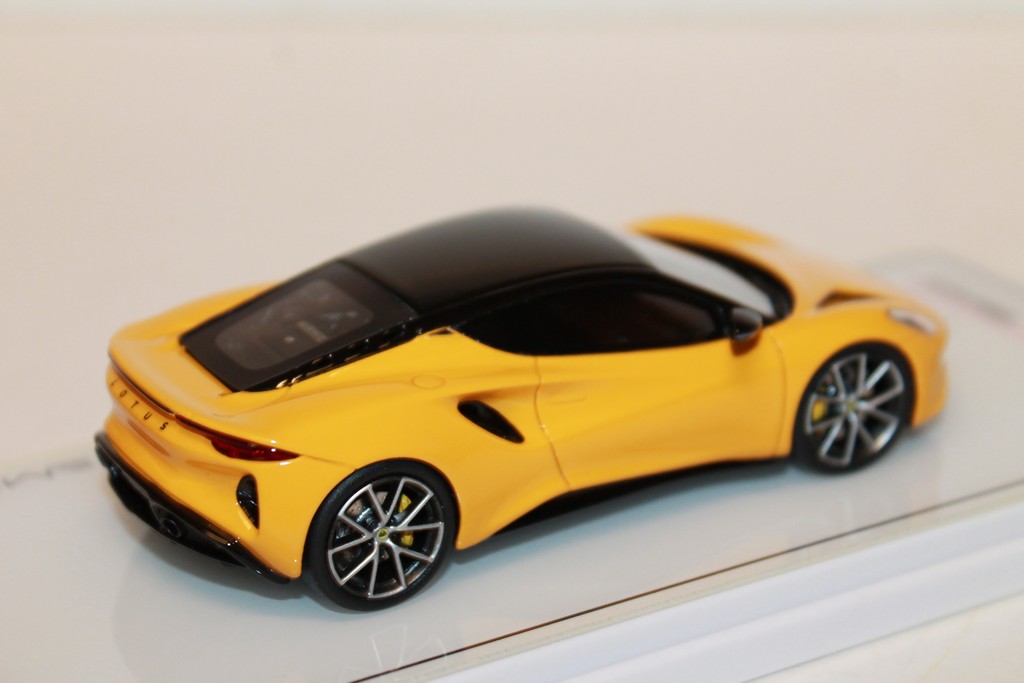 LOTUS EMIRA JAUNE TSM MODEL 1/43°
