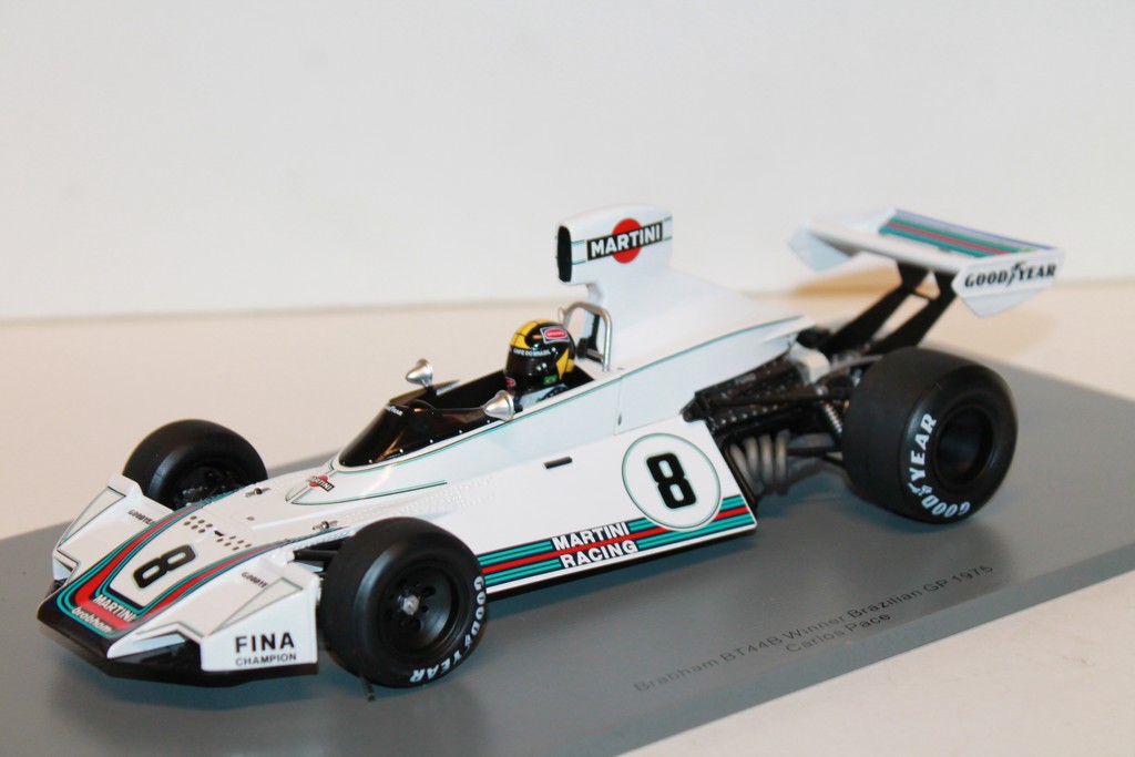 BRABHAM BT44B N°8 VAINQUEUR GP BRÉZIL PACE 1975 SPARK 1/18°
