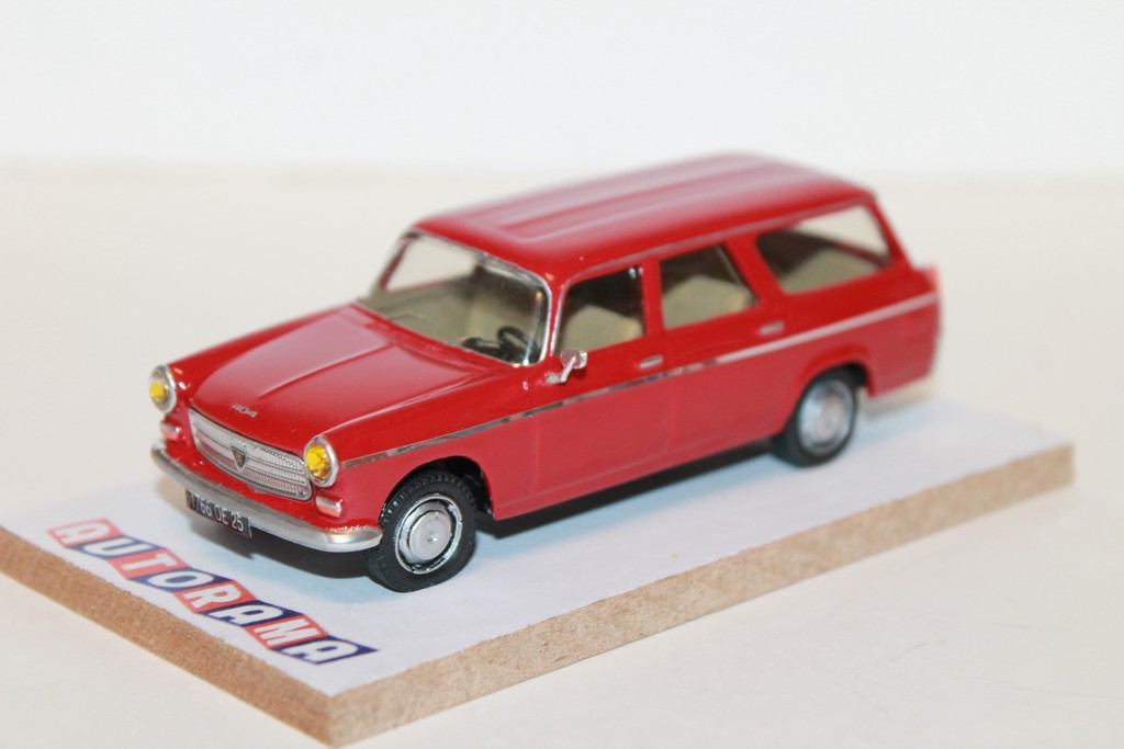 PEUGEOT 404 BREAK RED AMARANTE 1971 AUTORAMA 1/43°