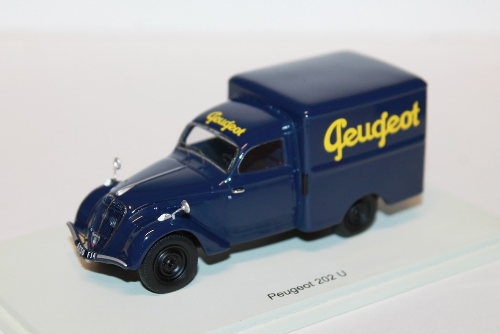 PEUGEOT 202 U BLEU SPARK 1/43°