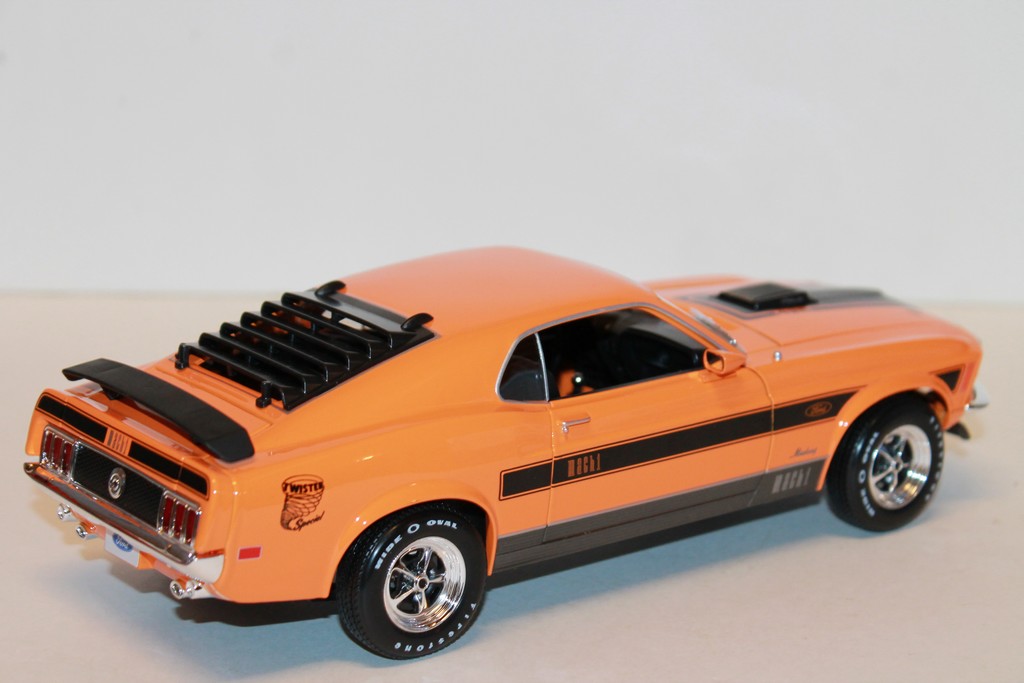FORD MUSTANG MACH 1 1970 MAISTO 1/18°