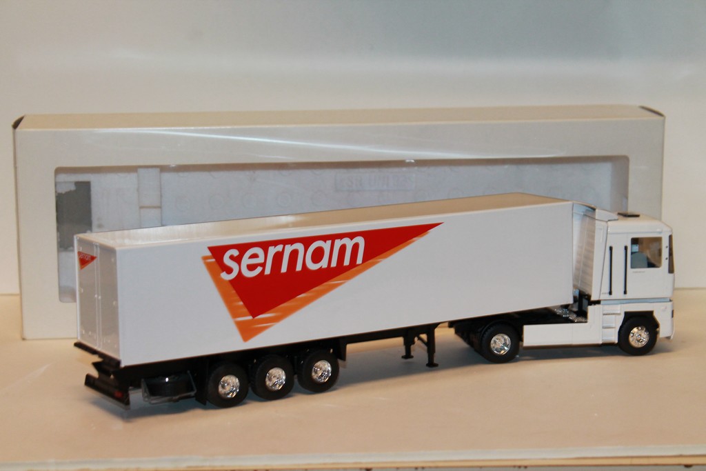 RENAULT MAGNUM 480 SERNAM ELIGOR 2006 1/43°