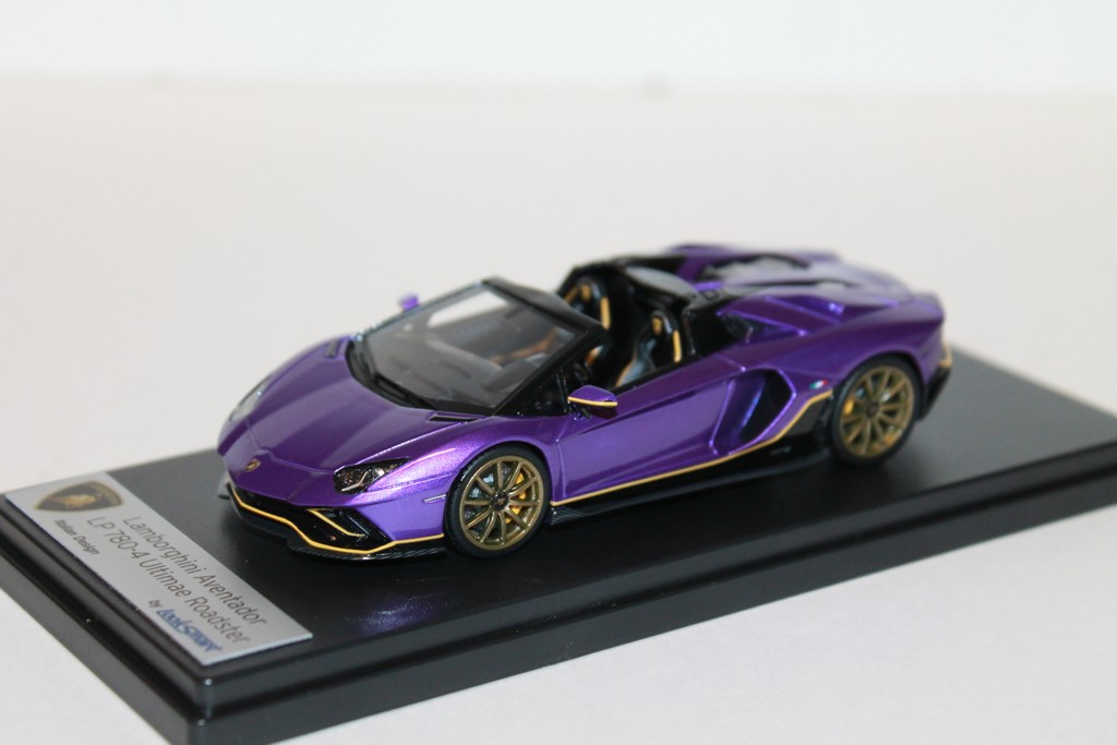 LAMBORGHINI AVENTADOR LP 780-4 ULTIMAE ROADSTER LOOKSMART 1/43°