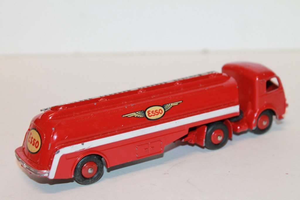 PANHARD CITERNE TITAN ESSO 1955 DINKY TOYS 1/50°