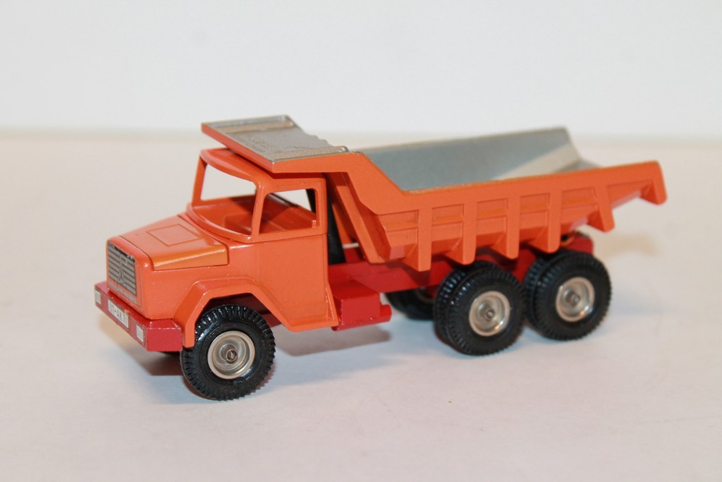 MAGIRUS-DEUTZ 160 CAMION-BENNE 1976 CURSOR 1/50°