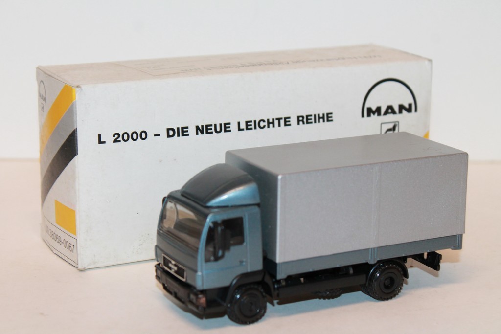 MAN L2000 CAMION DE TRANSPORT 2000 CONRAD 1/50°