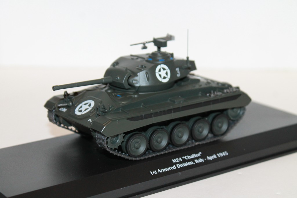 CHAR M24 CHAFFEE 1ST ARMORED DIVISION ITALIE AVRIL 1945 MOTORCITYCLASSIC 1/43°