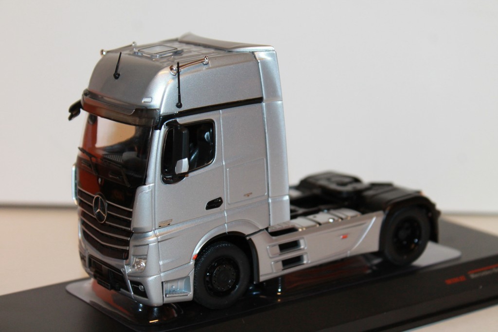 MERCEDES-BENZ ACTROS MP4 IXO 1/43°