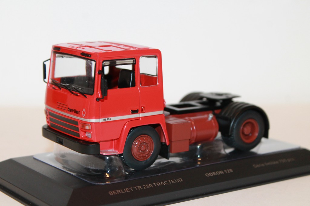 BERLIET TR280 TRACTEUR RED ODEON 1/43°