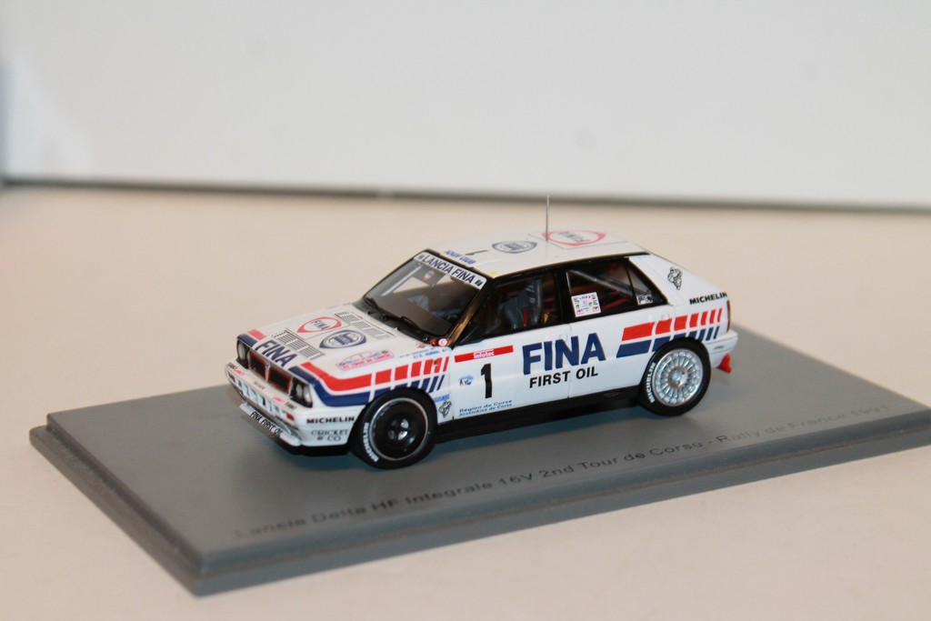 LANCIA DELTA HF INTEGRALE 16V 2ND TOUR DE CORSE - RALLY DE FRANCE 1991 #1 DIDIER - AURIOL / BERNARD - OCCELLI SPARK 1/43°