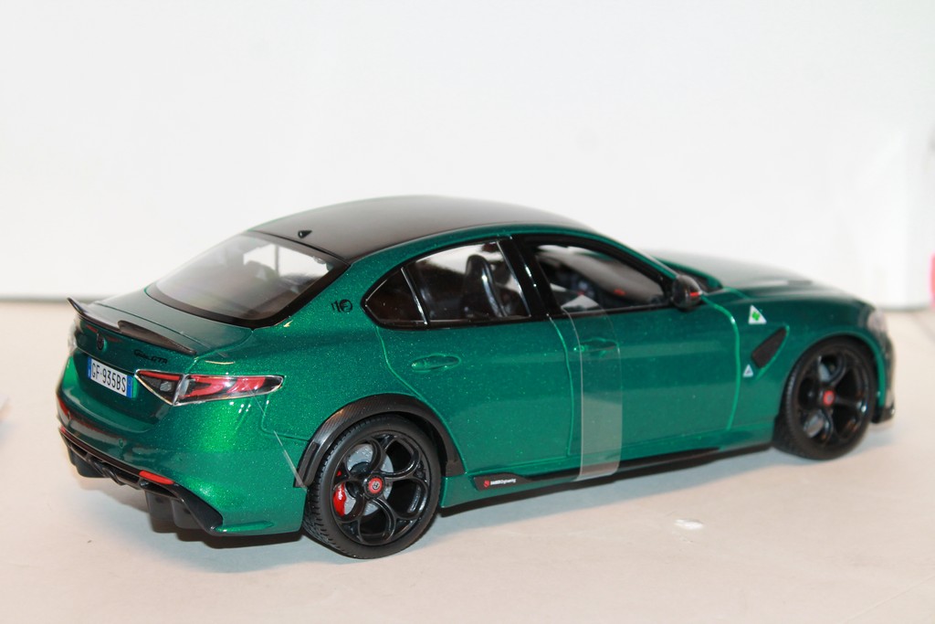 ALFA ROMEO GIULIA GTA VERTE 2021 BURAGO 1/18°