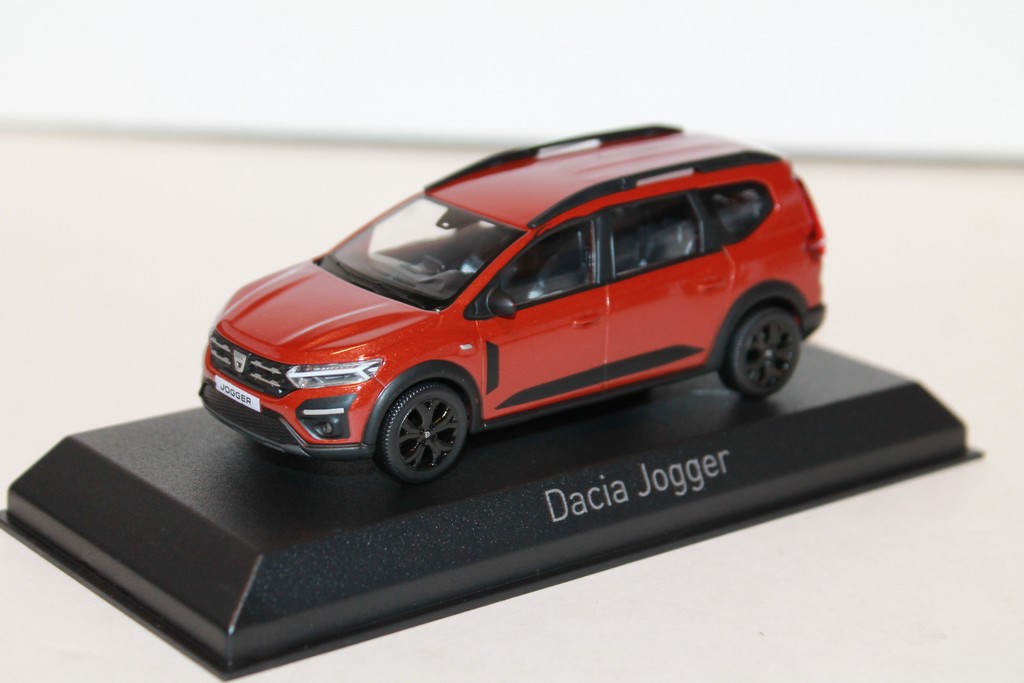 DACIA JOGGER TERRACOTTA MARRON NOREV 1/43°