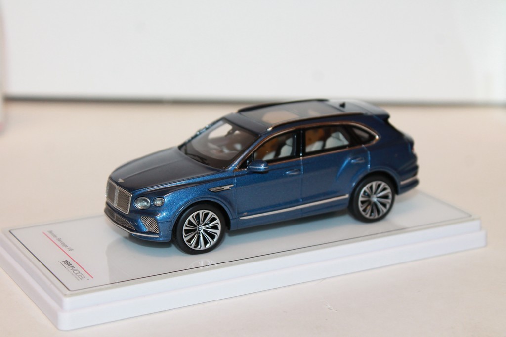 BENTLEY BENTAYGA V8 PORTOFINO TSM 1/43°