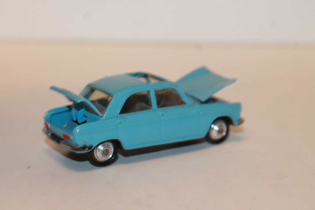 PEUGEOT 204 BLEU 1965 NOREV 1/43°