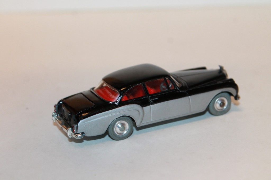 BENTLEY CONTINENTAL BICOLORE NOIR/GRIS 1950 CORGI 1/43°