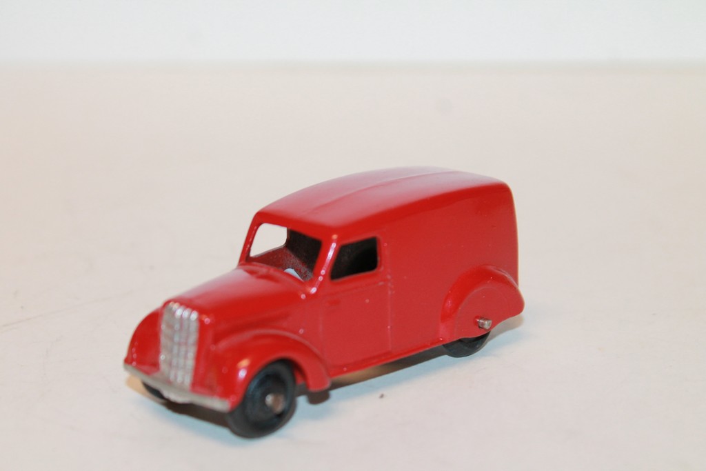 DELYVERY VAN ROUGE 1949 DINKY TOYS 1/43°