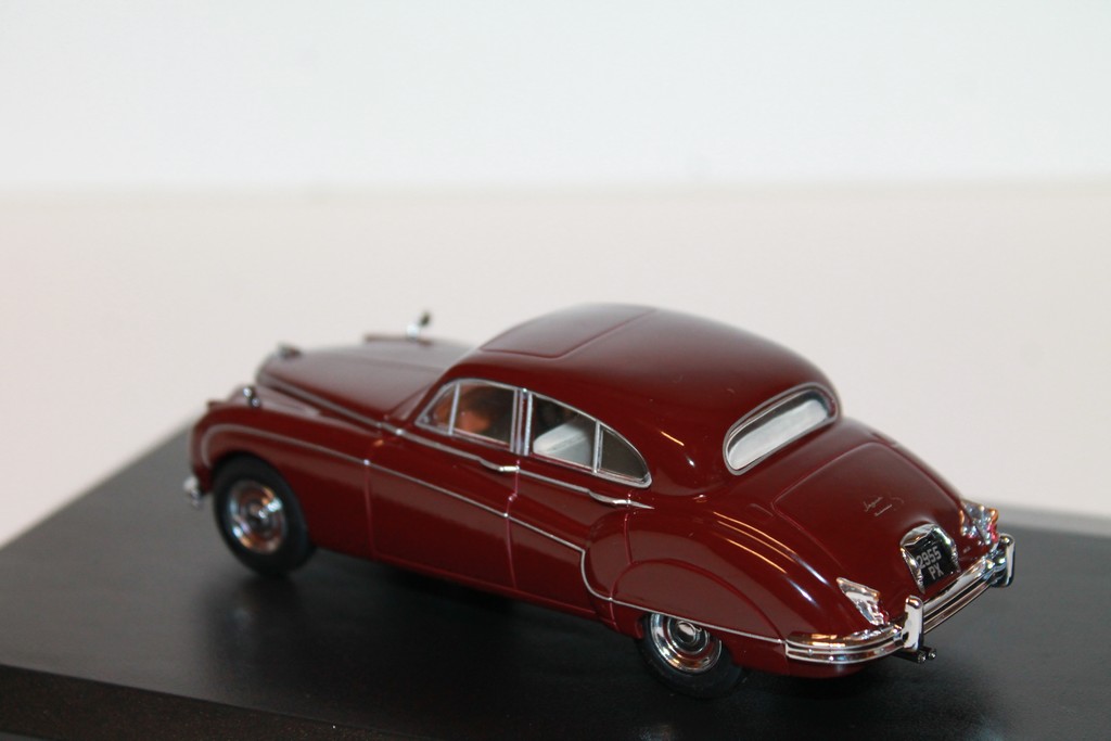 JAGUAR MKIX IMPERIAL MAROON OXFORD 1/43°