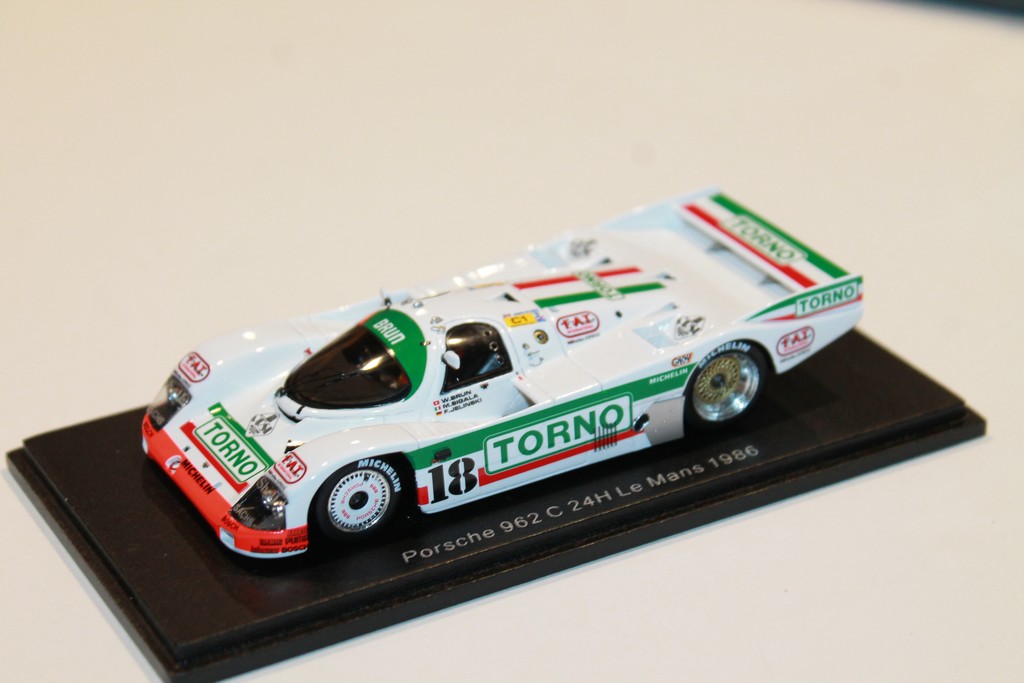 PORSCHE 962 C 24H LE MANS 1986 W.BRUN - M.SIGALA - F.JELINSKI SPARK 1/43°