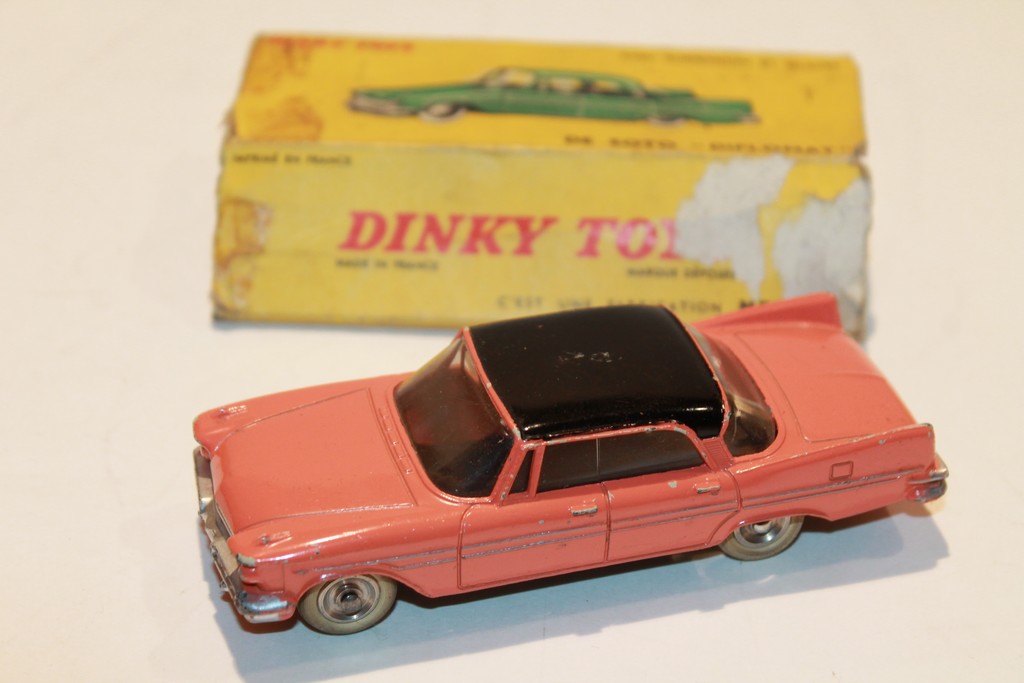 DE SOTO DIPLOMAT ORANGE DINKY TOYS 1/43°