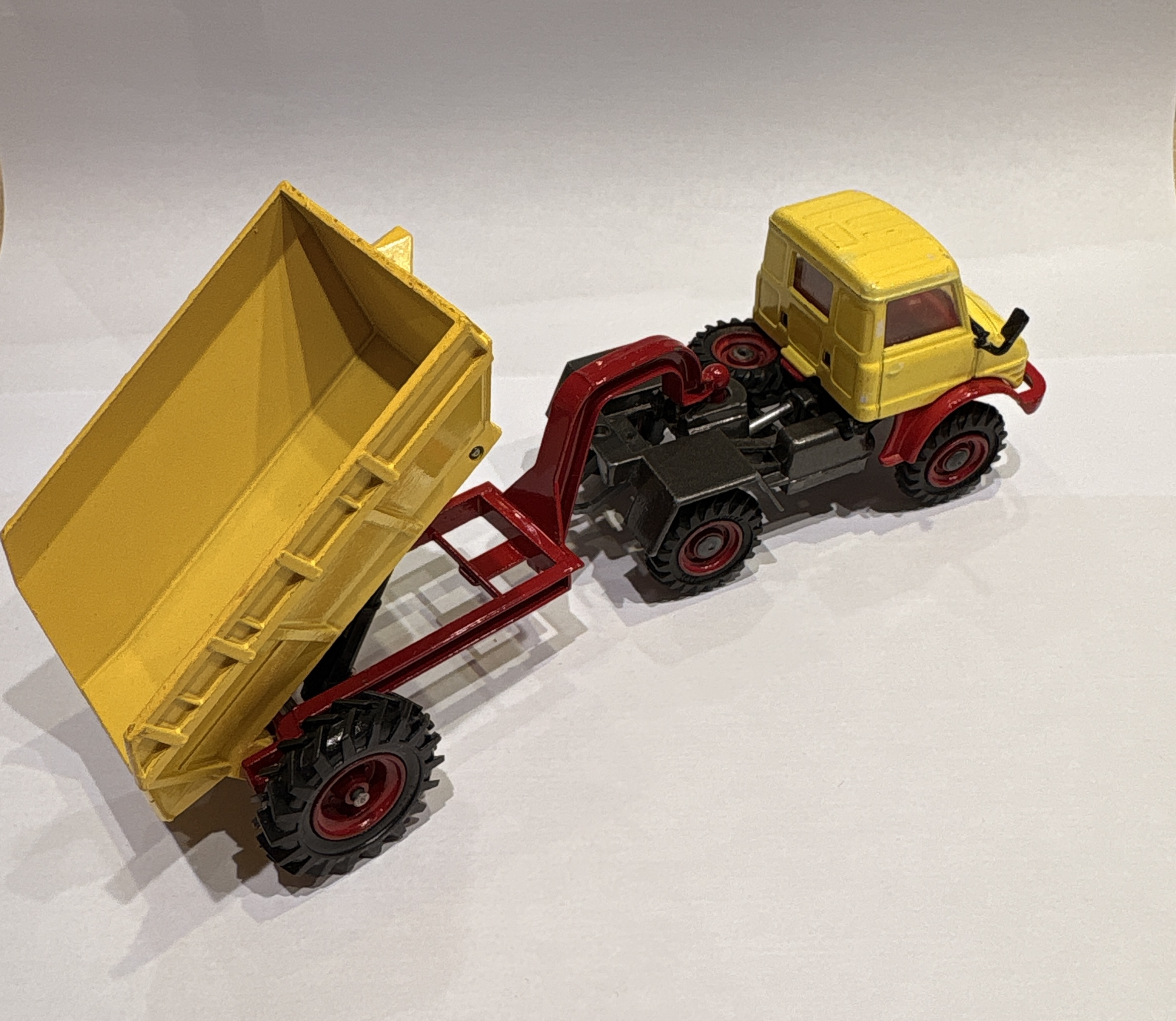MERCEDES-BENZ UNIMOG 406 & GOOSE DUMPER CORGI 1/43