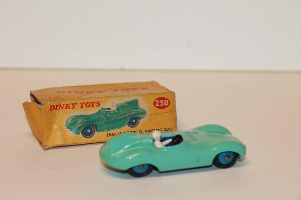 Catalogue Dinky Toys France 1955 - État D'usage Avec Annotations - Échelle 1/43
