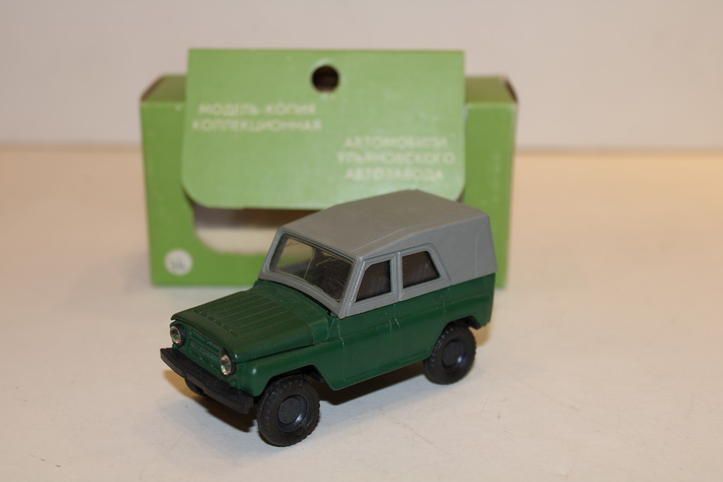 YA3-469 (4X4) NOVOEXPORT 1/43°
