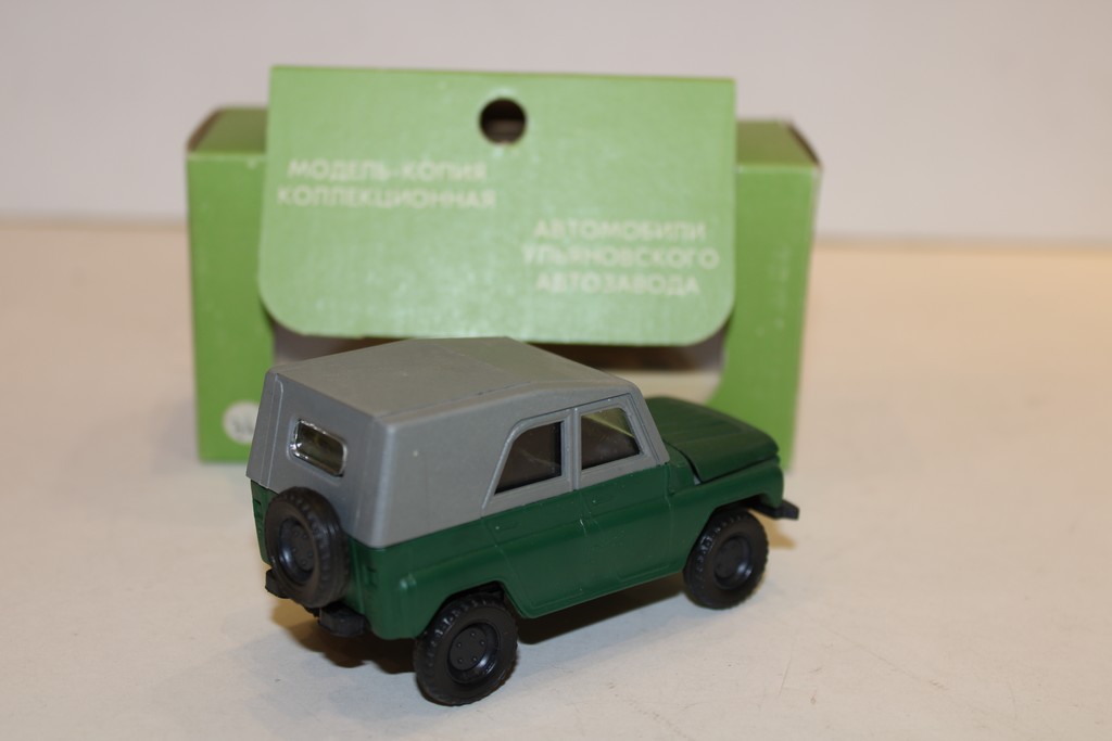 YA3-469 (4X4) NOVOEXPORT 1/43°