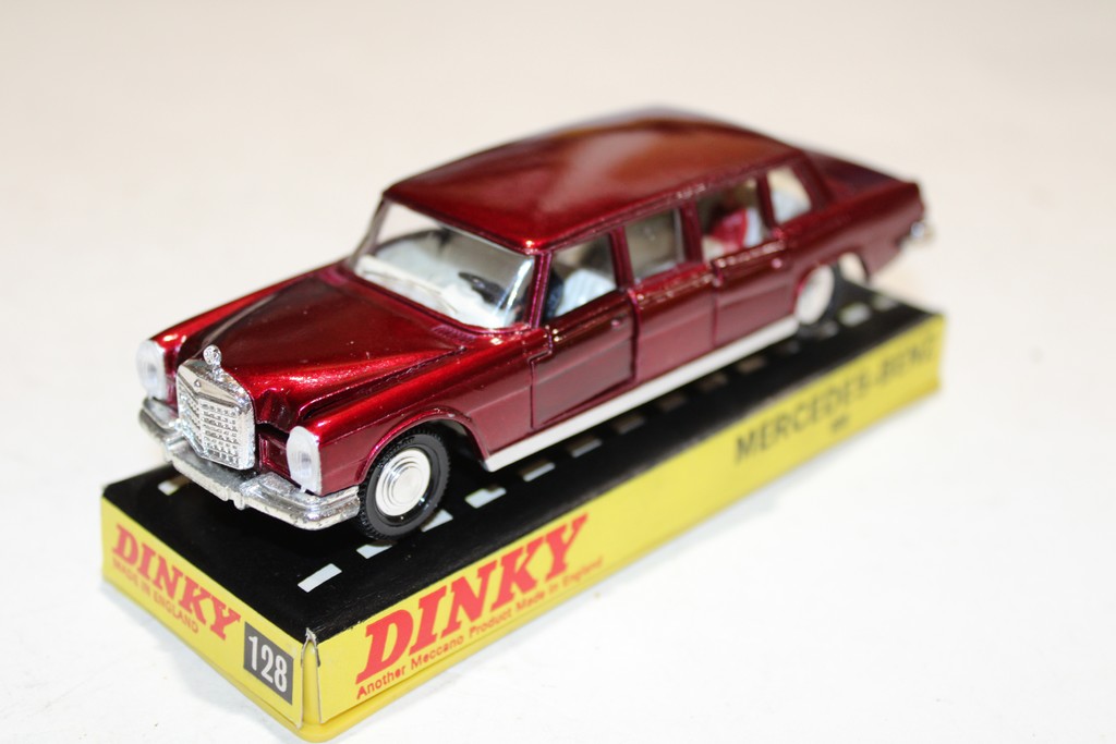 MERCEDES-BENZ 600 DINKY 1/43°