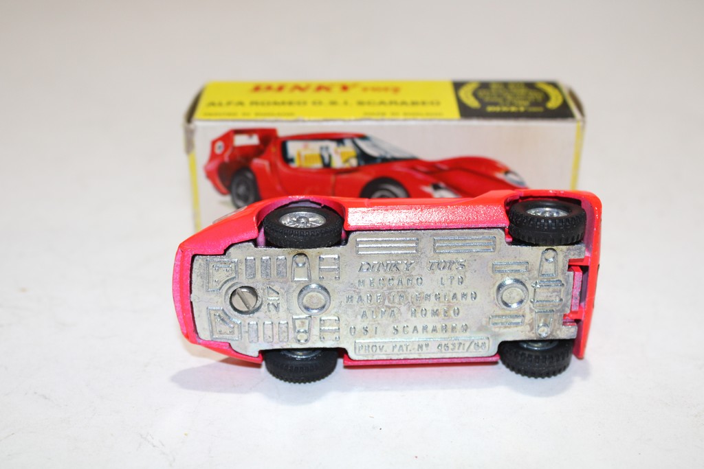 ALFA ROMEO O.S.I SCARABEO DINKY 1/43°