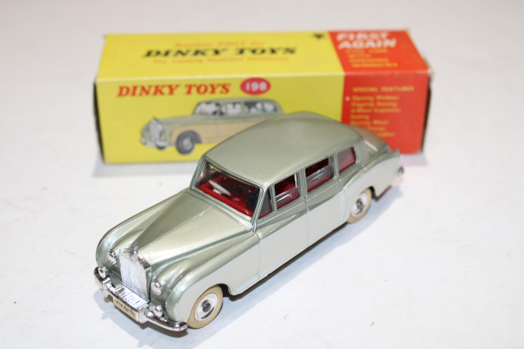 ROLLS-ROYCE PHANTOM V DINKY 1/43°