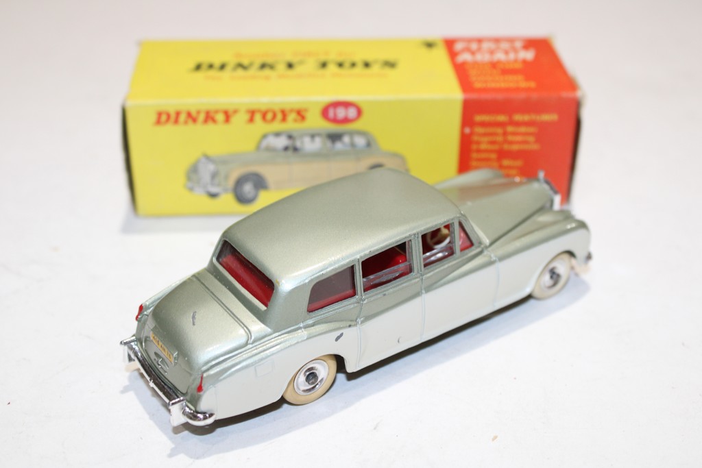 ROLLS-ROYCE PHANTOM V DINKY 1/43°