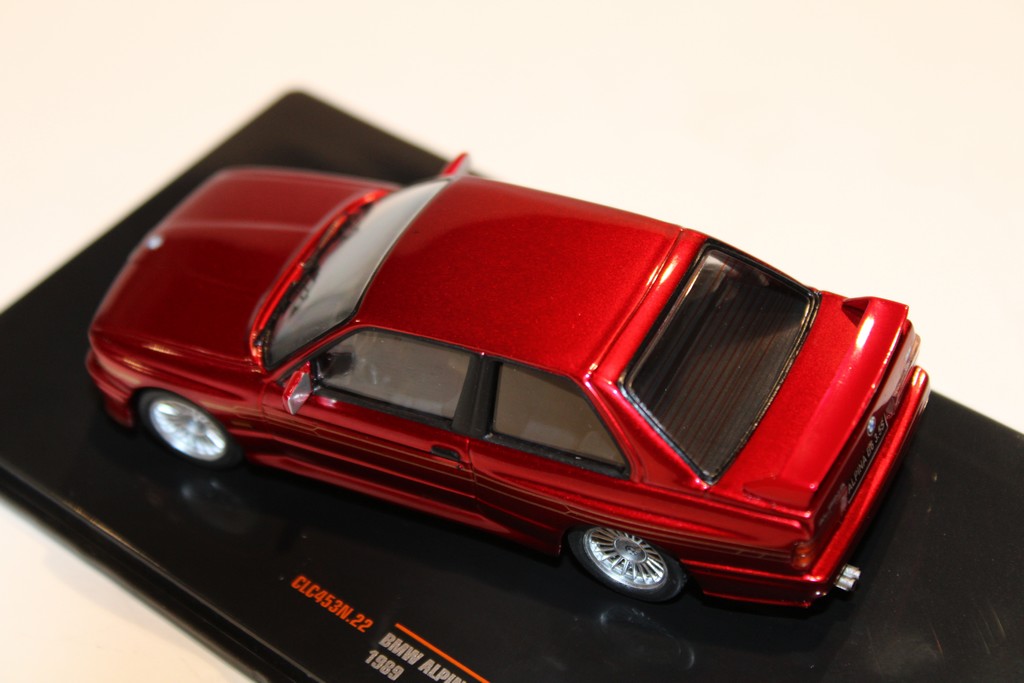BMW ALPINA B6 3.5S 1989 ROUGE IXO 1/43°
