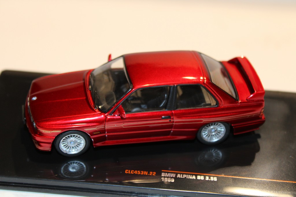 BMW ALPINA B6 3.5S 1989 ROUGE IXO 1/43°