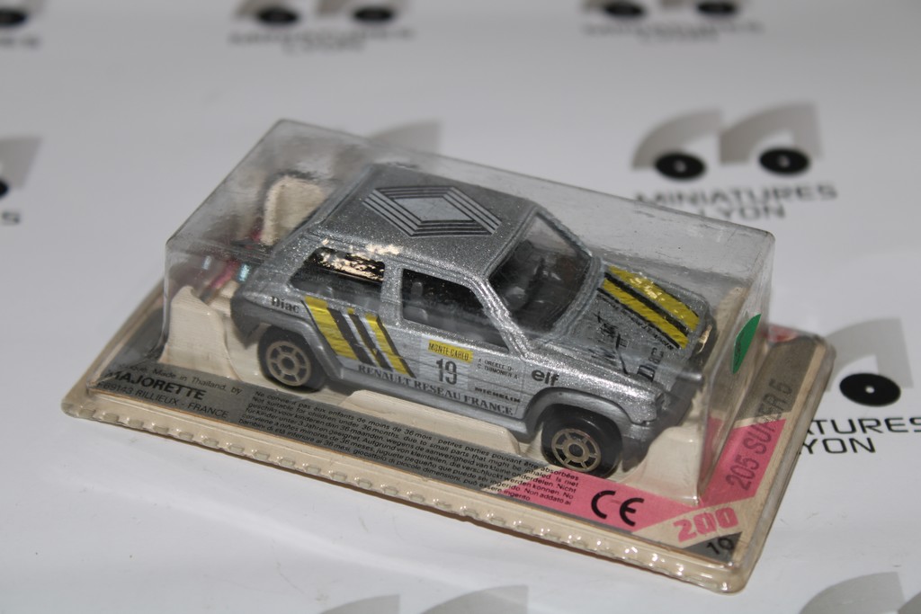 RENAULT 5 SUPER CINQ VIVE LE SPORT MAJORETTE 205 1/64