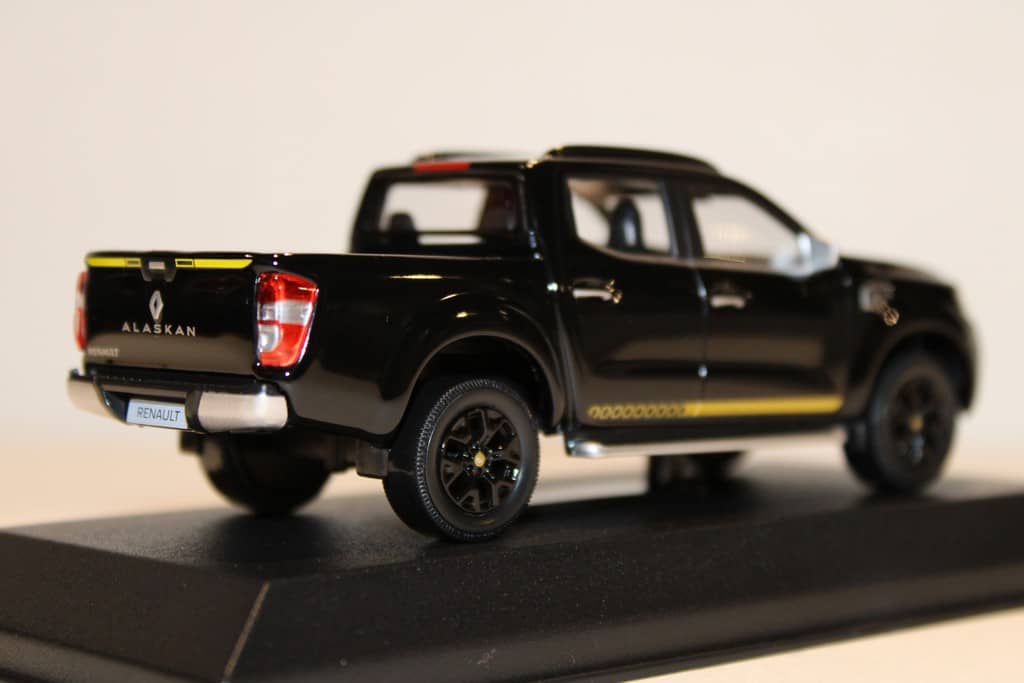 RENAULT ALASKAN BLACK 2018 NOREV 1/43°