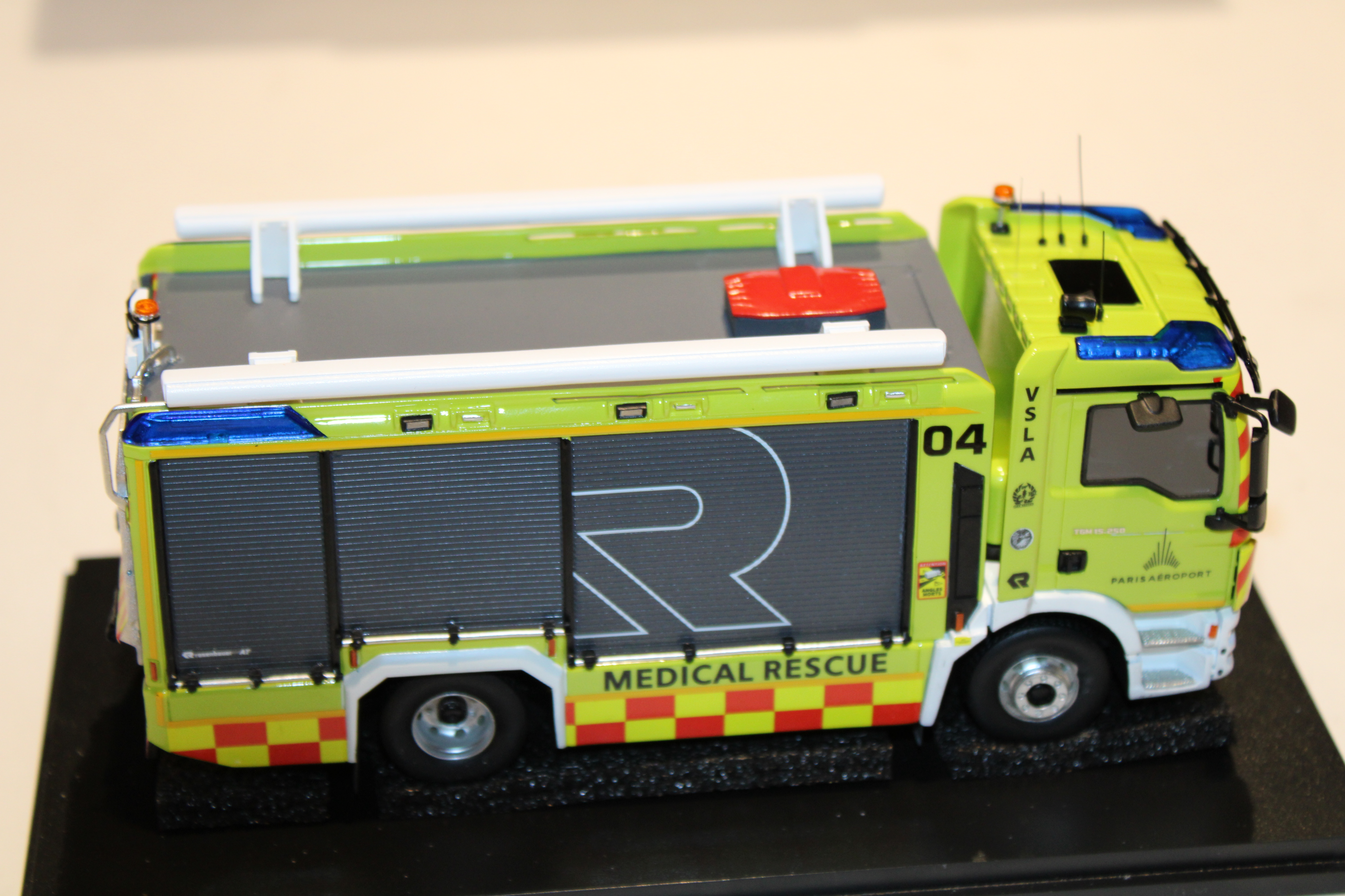 MAN TGM 15.250 ROSENBAUER VSLA ADP ORLY ALERTE 1/43°