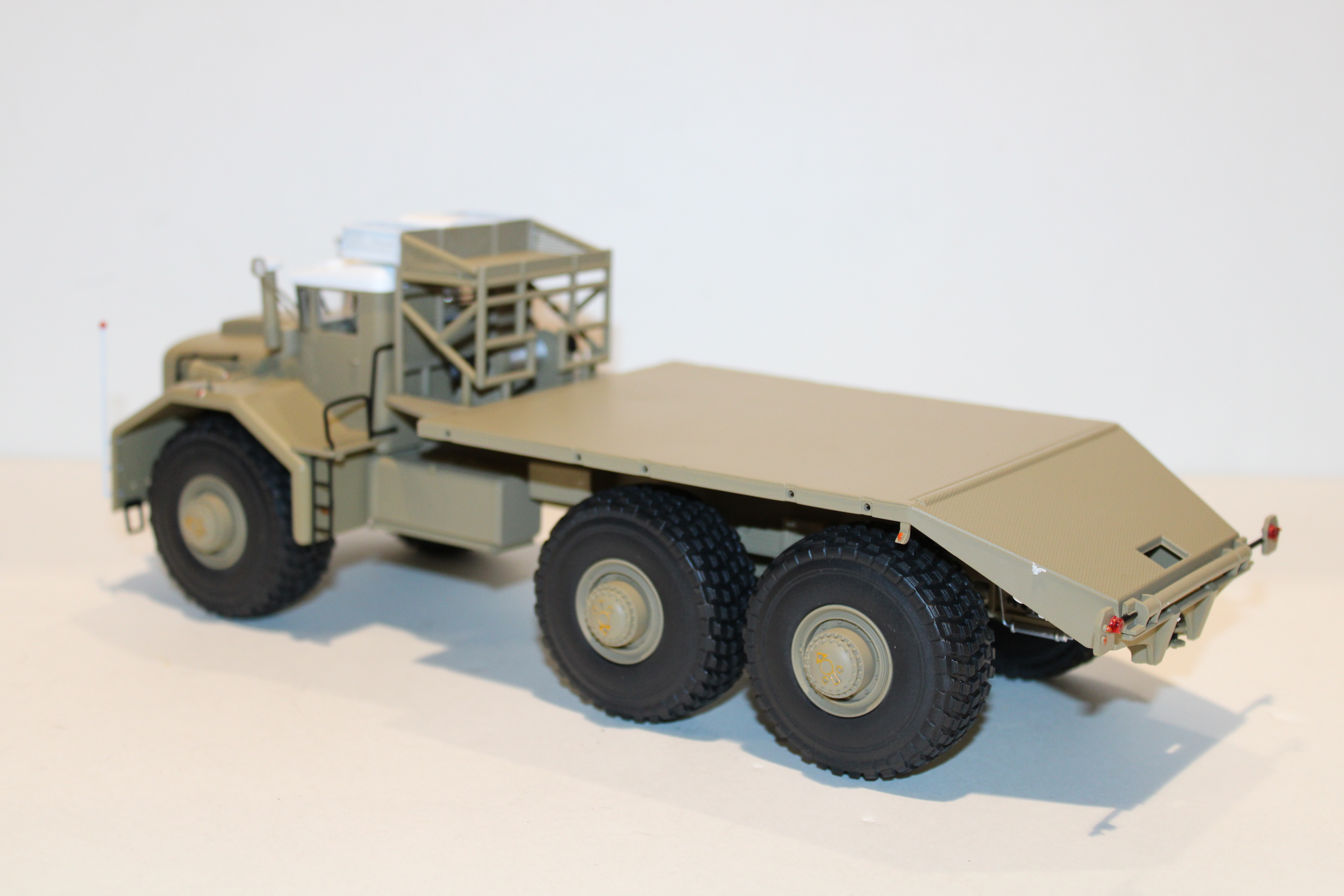 BERLIET T100 N°2 "RETROMOBILE 2019" NOREV - MINIATURES LYON 1/43°