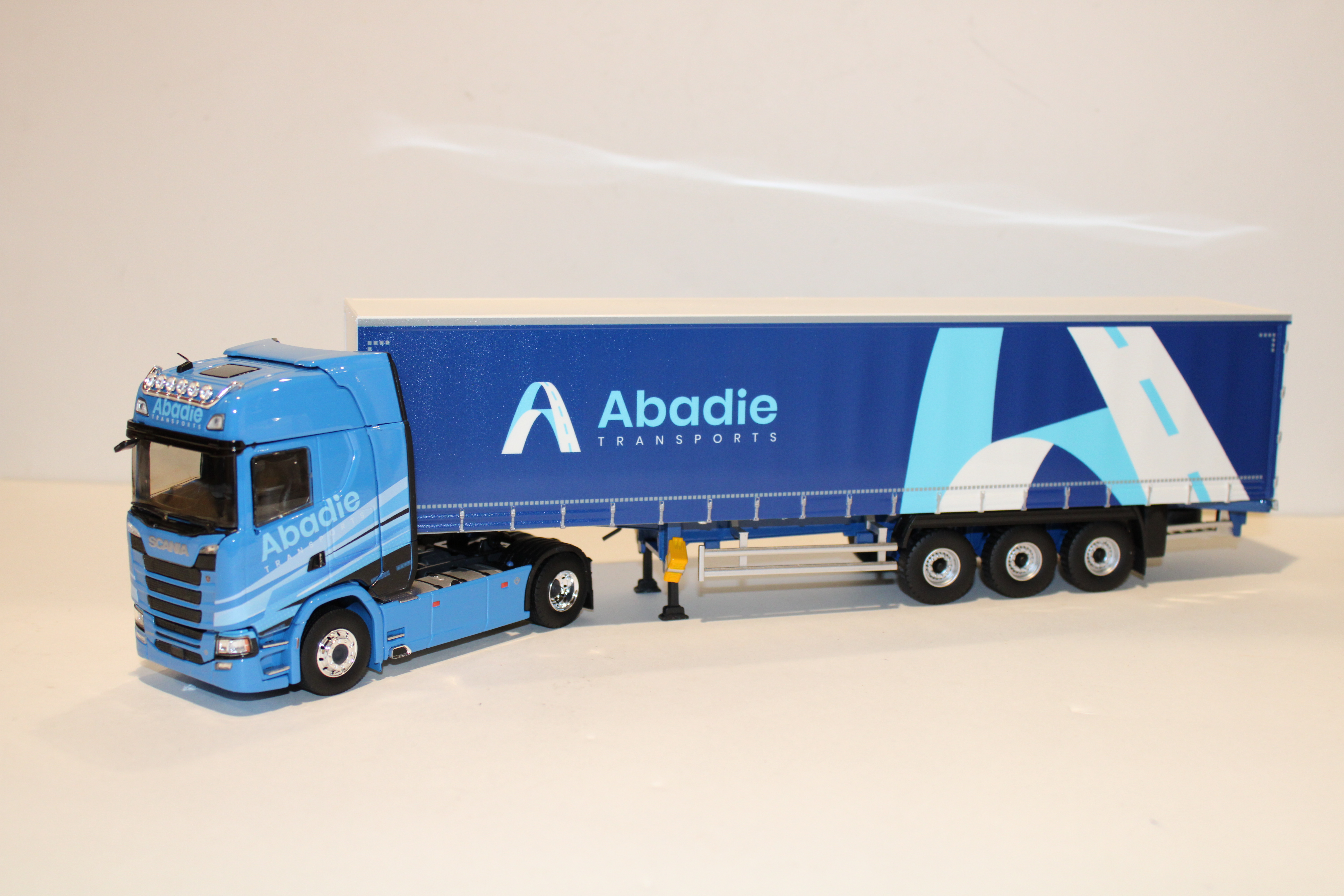 SCANIA 500S BACHE TRANSPORT ABADIE ELIGOR 1/43°