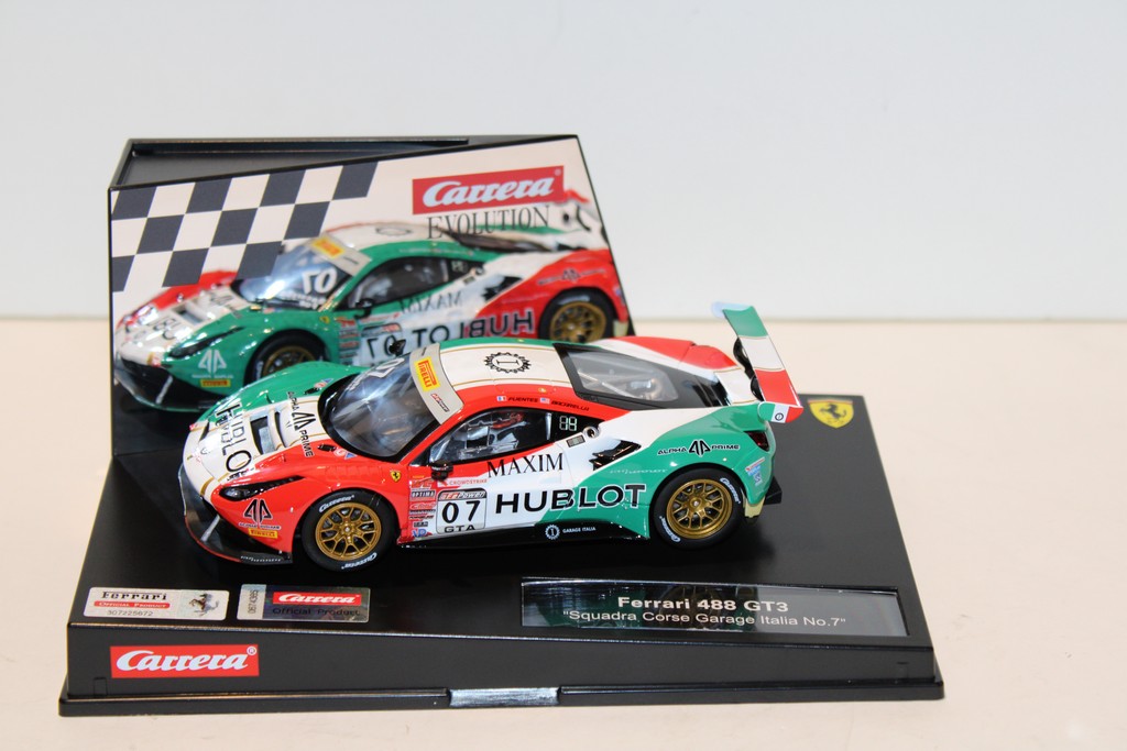 FERRARI 488 GT3 SQUADRA CORSE CARRERA 1/32°