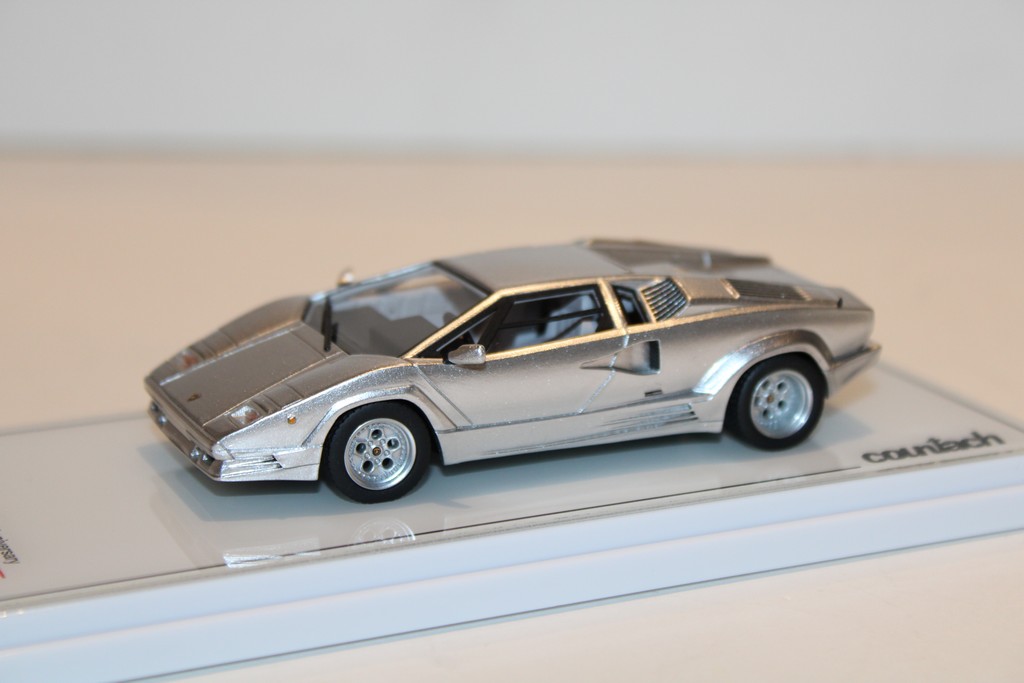 LAMBORGHINI COUNTACH 25th ANNIVERSAIRE 1989 ARGENT TSM 1/43°