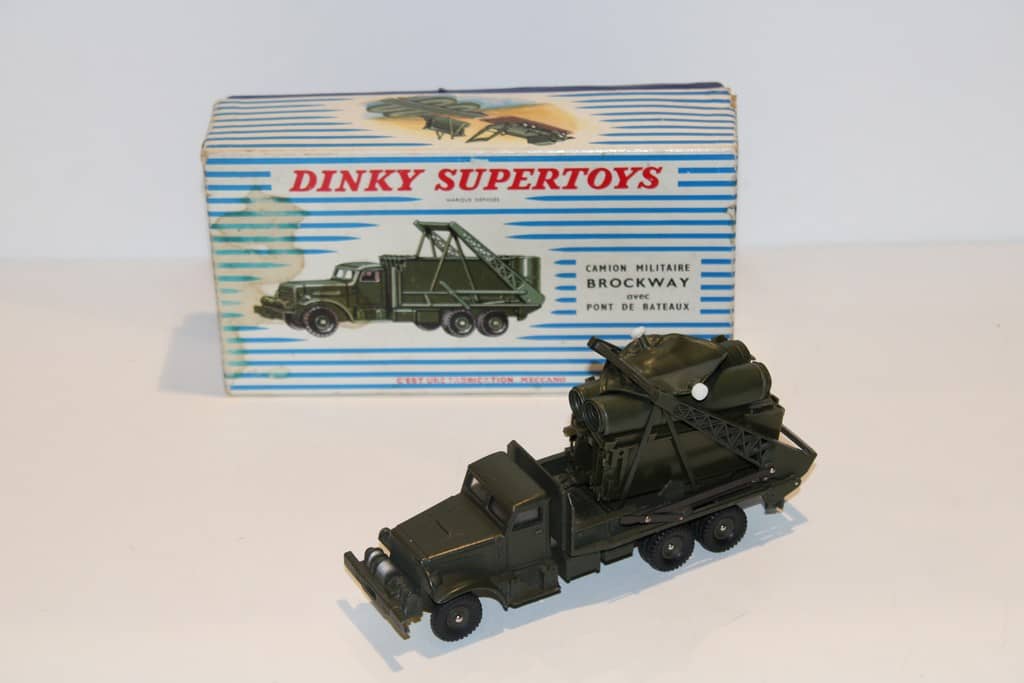CAMION MILITAIRE BROCKWAY AVEC PONT ET BATEAUX 1950 DINKY SUPERTOYS 1/50°
