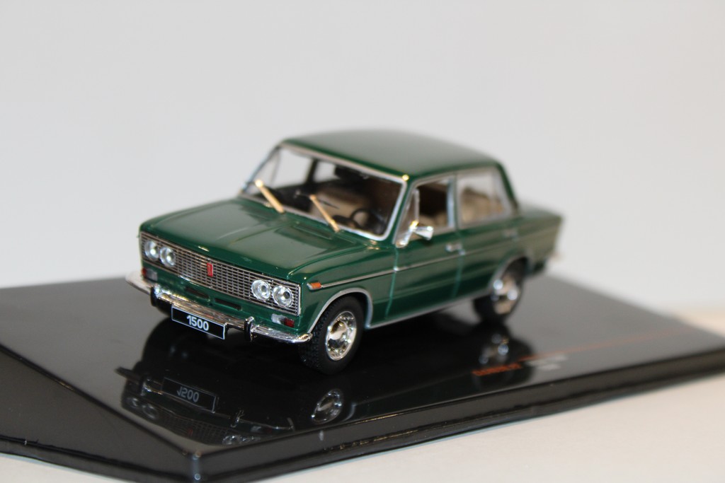 LADA 1500 1980 IXO 1/43°