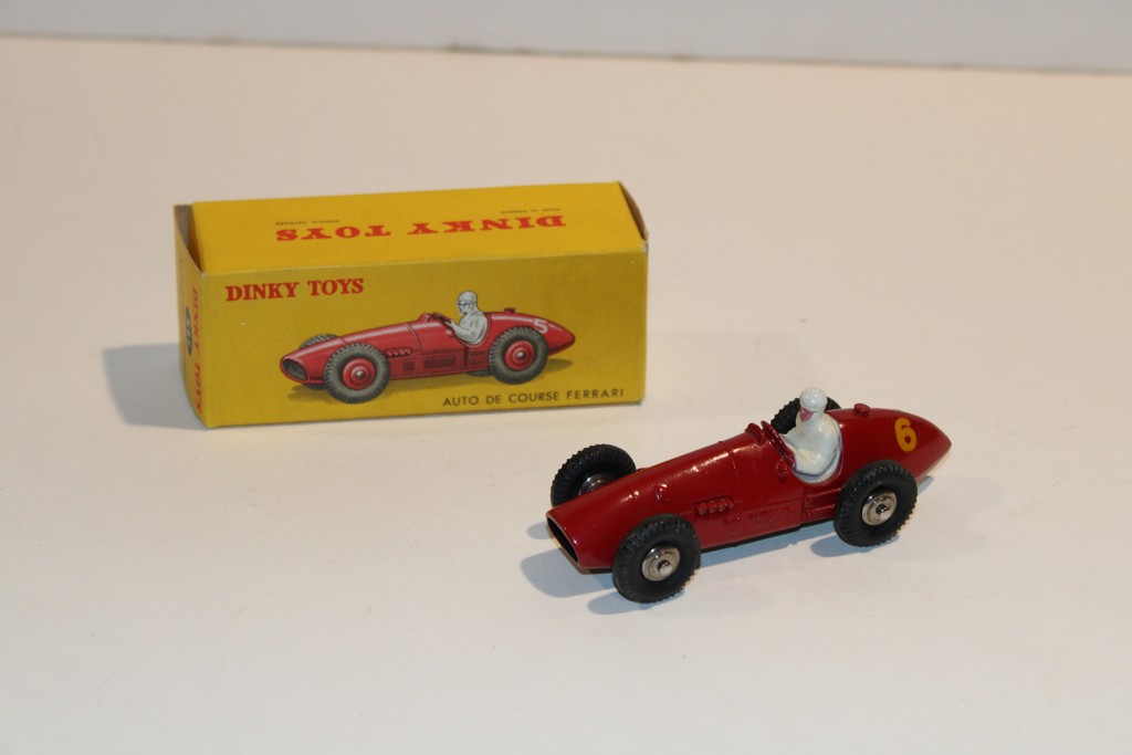 FERRARI F1 1950 DINKY TOYS 1/43°