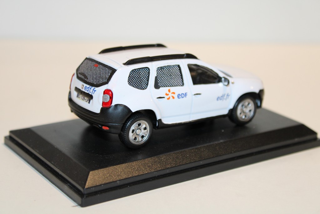 DACIA DUSTER EDF.FR 2013 MINIASERVICE 1/43°