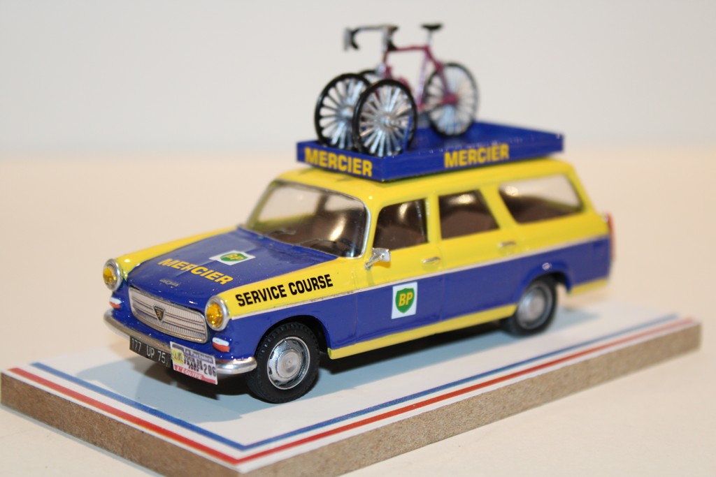 PEUGEOT 404 BREAK "BP" MERCIER TOUR DE FRANCE 1969 AUTORECLAME 1/43°